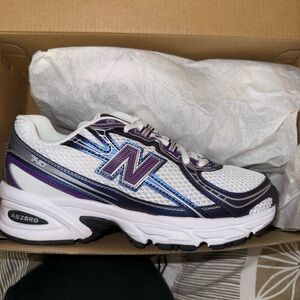 New Balance 740 Raisin - Brand New, Never Worn